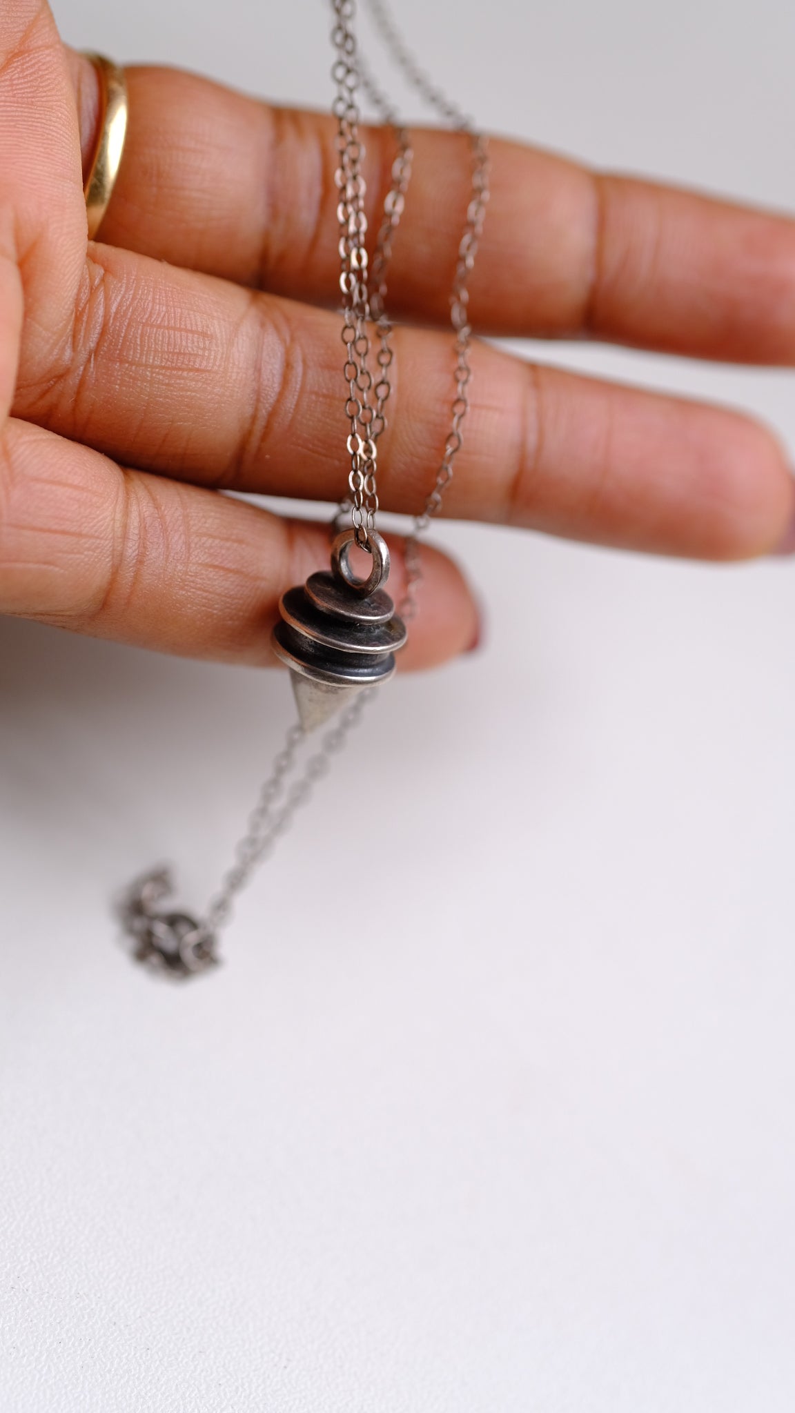 925 sterling silver vintage necklace with top pendant