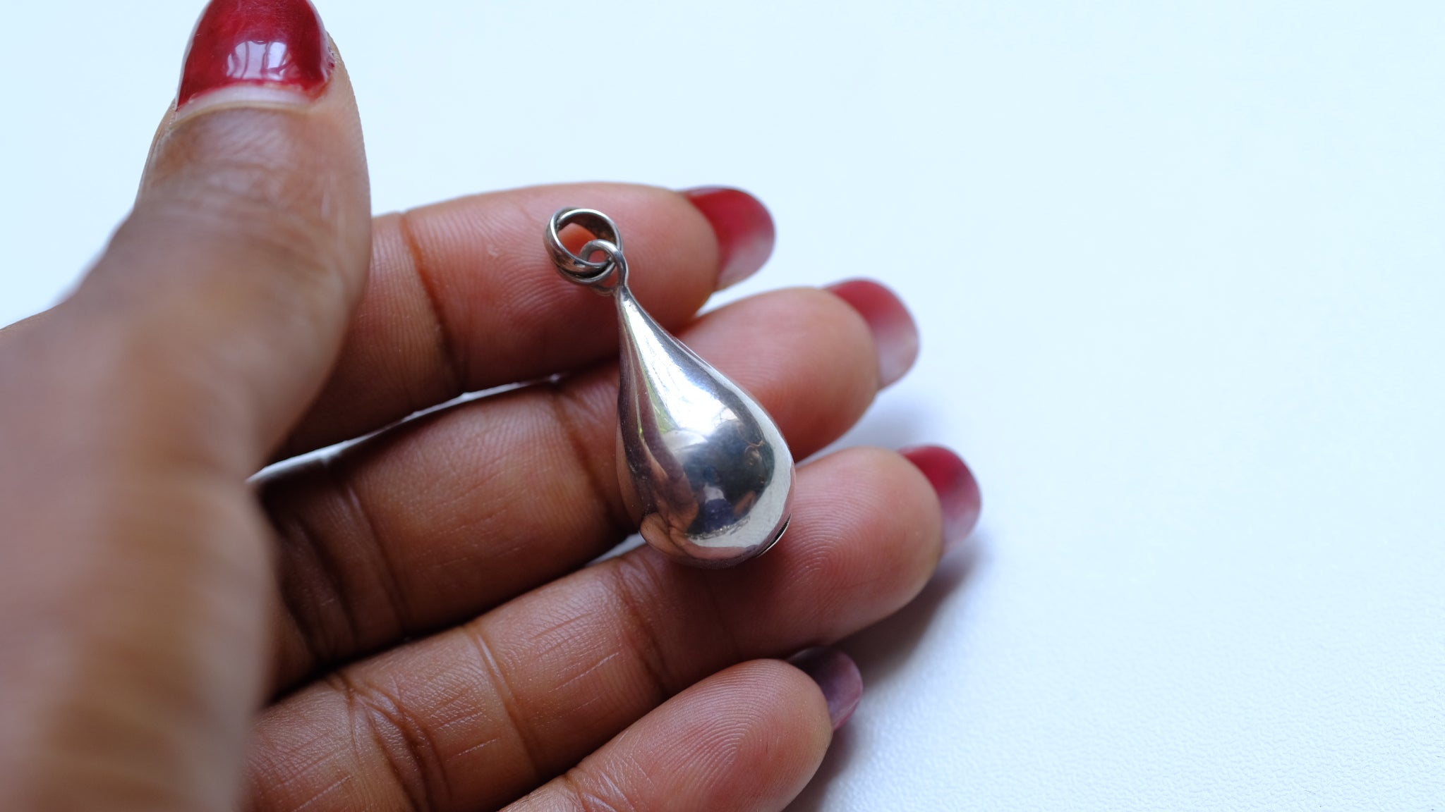 Sterling silver Tear drop pendant