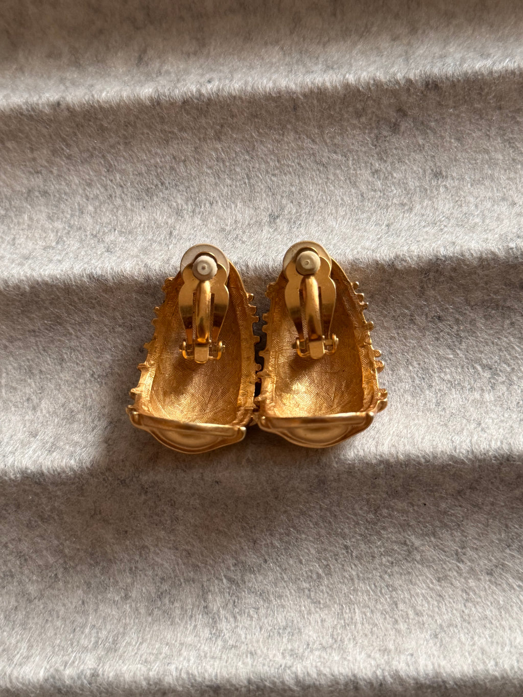 Vintage clip ons