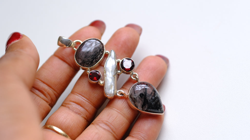 Vintage multi stones pendant