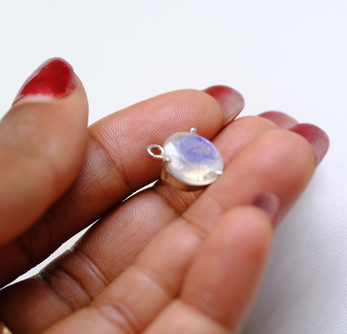 Sterling silver and moonstone pendant